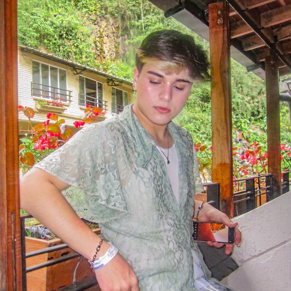 Meet your Posher, Daniel - Picture 1 of 1